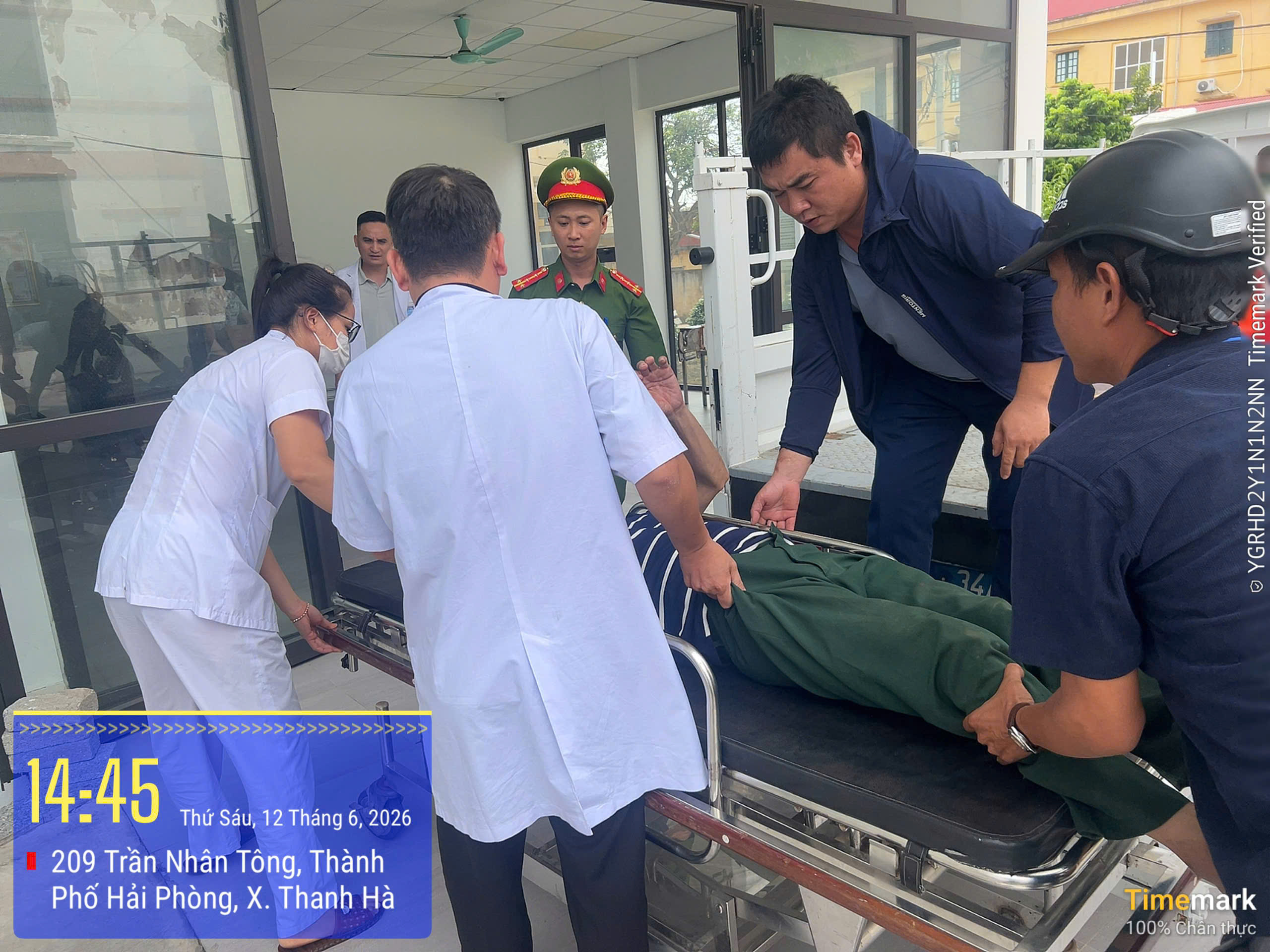 Công an xã Thanh Hà: Kịp thời cấp cứu người bị tai nạn bất tỉnh trên đường